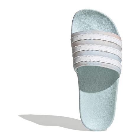 adidas badslippers lichtblauw